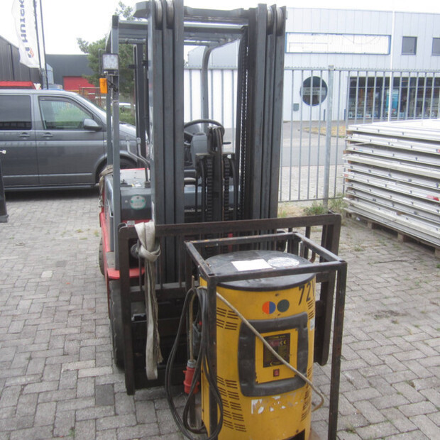 2007 NYK - Nichiyu FPC25PN-49304038