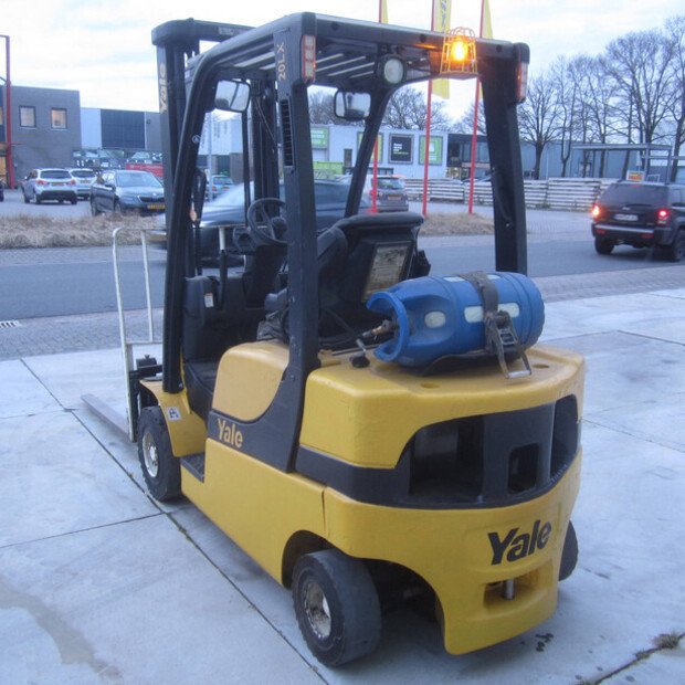 2015 يال GLP20LX-49304049