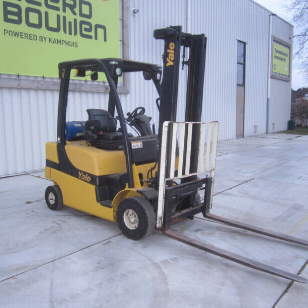 2015 يال GLP20LX-49304050