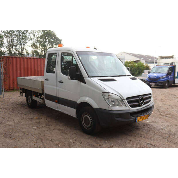 2010 Mercedes-Benz 310CDI-49304071