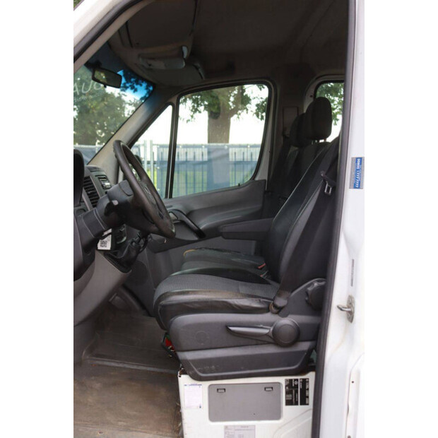 2010 Mercedes-Benz 310CDI-49304088