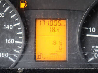 2010-mercedes-benz-310cdi-49304099