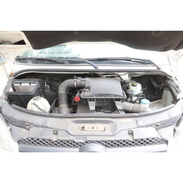 2010 Mercedes-Benz 310CDI-49304107