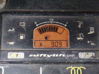 2014-niftylift-hr21-hybrid-1493496-49304229
