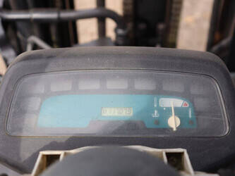 2003-toyota-42-7fgf25-1493500-49304390