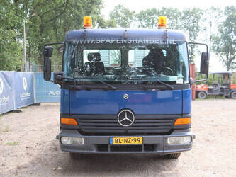 2001-mercedes-benz-970-02-49304445