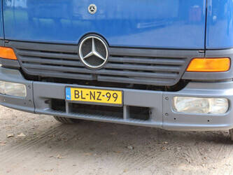2001-mercedes-benz-970-02-49304449