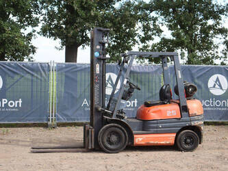 Image for FORKLIFTS 1998 Toyota 42-6FGF25