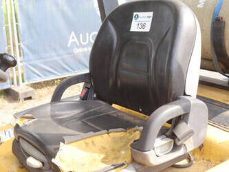 2007-daewoo-doosan-g25p-49304556