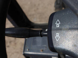 2007-daewoo-doosan-g25p-49304561