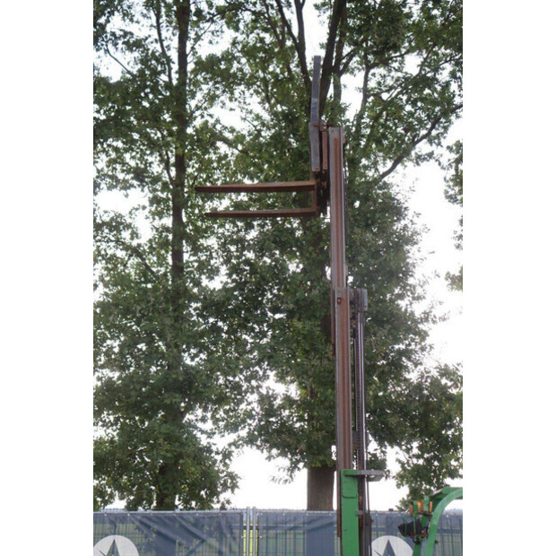 2002 HELI HFD30-49304636