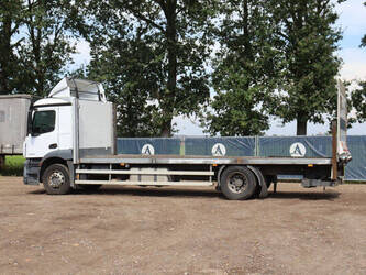 2017-mercedes-benz-actros-2024-49304685