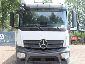 2017-mercedes-benz-actros-2024-49304690