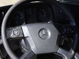 2017-mercedes-benz-actros-2024-49304726