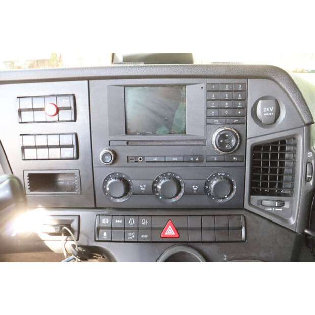 2017 Mercedes-Benz Actros 2024-49304728