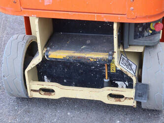 2014-jlg-1230es-1493514-49304905