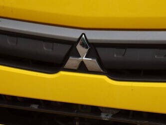 2024-mitsubishi-7c18-49305017
