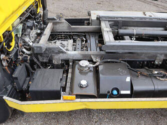 2024-mitsubishi-7c18-49305043