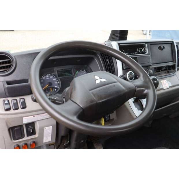 2024 MITSUBISHI 7C18-49305052