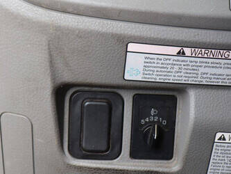 2024-mitsubishi-7c18-49305058