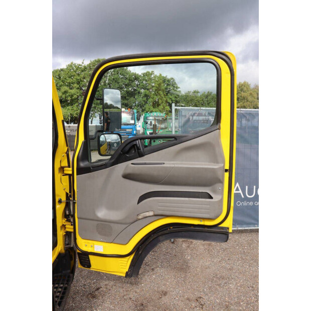2024 MITSUBISHI 7C18-49305062