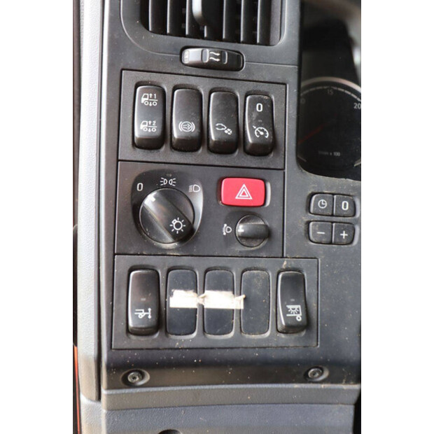 2012 Scania P280-49305304