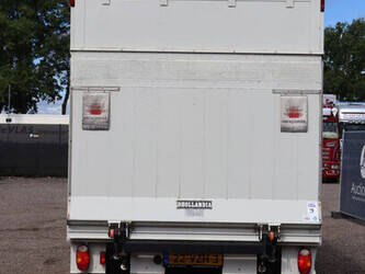2009-volkswagen-crafter-1493524-49305323