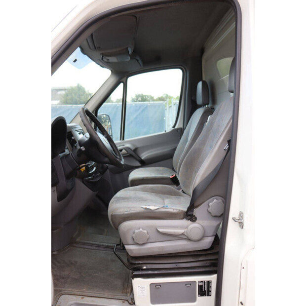 2009 Volkswagen CRAFTER-49305355