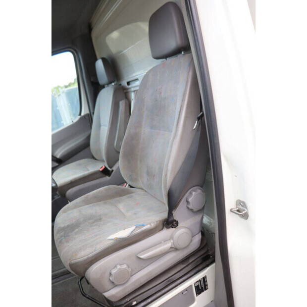 2009 Volkswagen CRAFTER-49305356