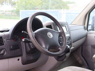 2009-volkswagen-crafter-1493524-49305358