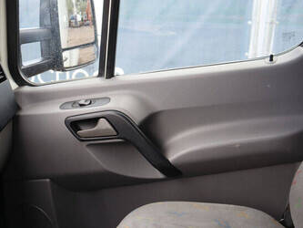 2009-volkswagen-crafter-1493524-49305361
