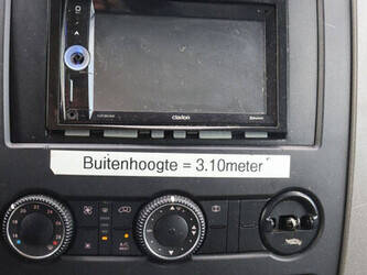 2009-volkswagen-crafter-1493524-49305363