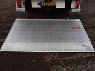 2009-volkswagen-crafter-1493524-49305374