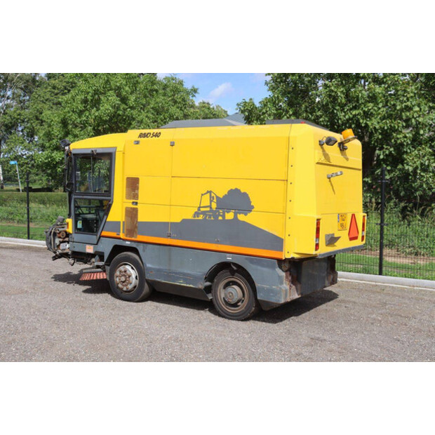 2004 رافو 540-49305427