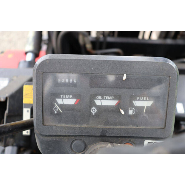 1996 Caterpillar DP40-49305553