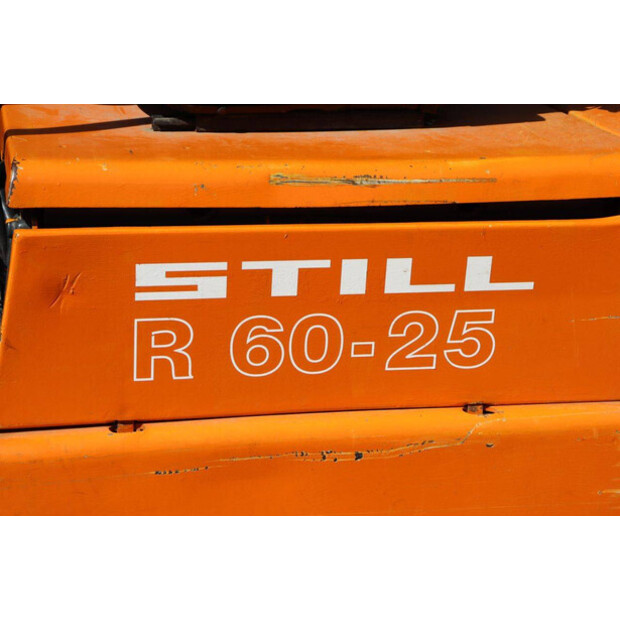 Still R60-25-49305579