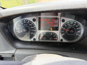 2012-iveco-daily-40c15-1493534-49305692