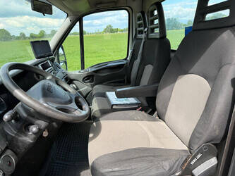 2012-iveco-daily-40c15-1493534-49305697