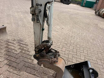 takeuchi-tb016-1493537-49305730