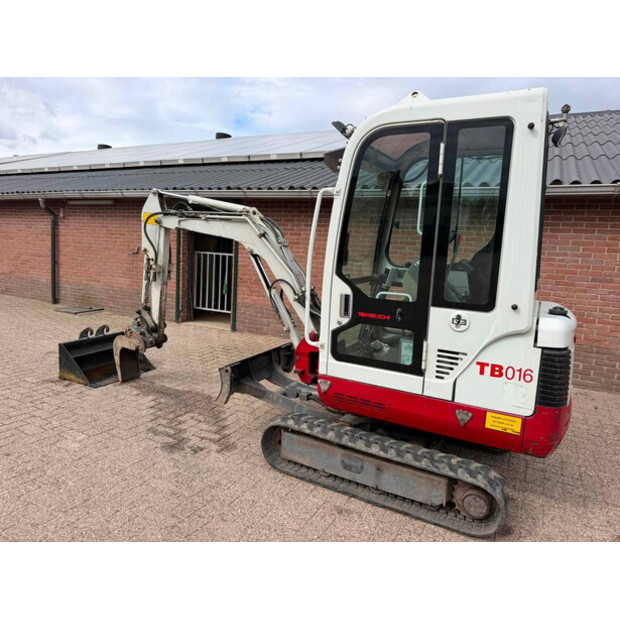 TAKEUCHI TB016-49305733