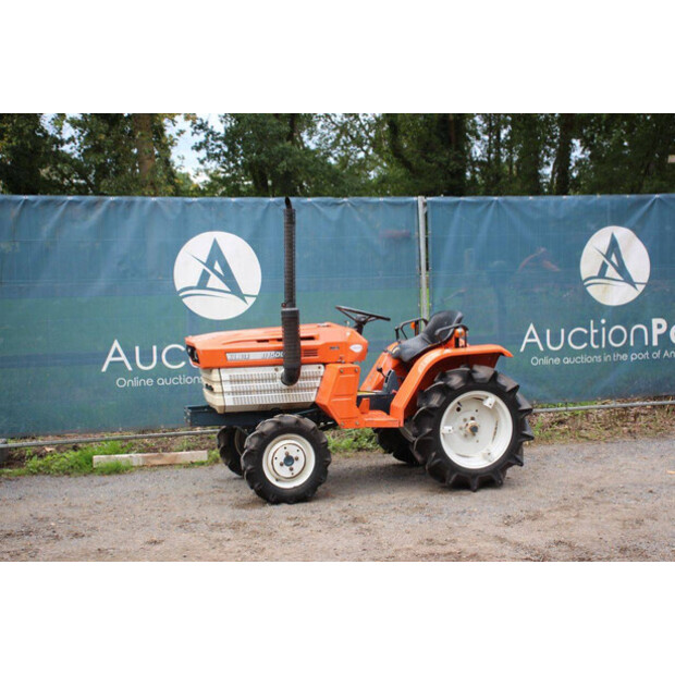 KUBOTA B1500DT-49306090