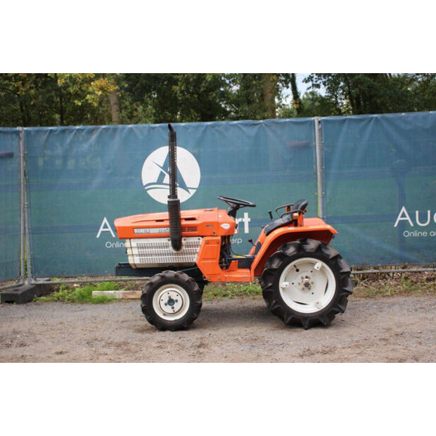 KUBOTA B1500DT-49306091