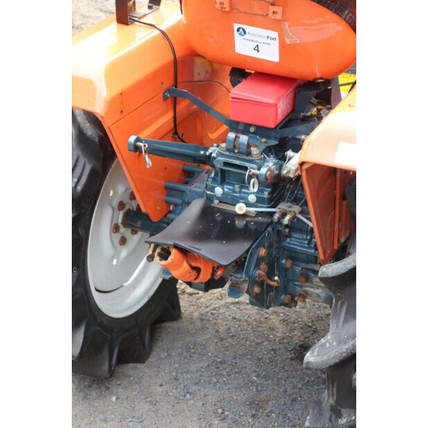 KUBOTA B1500DT-49306110