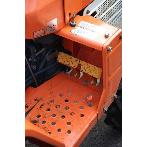 KUBOTA B1500DT-49306117