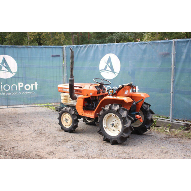 KUBOTA B1400DT-49306121
