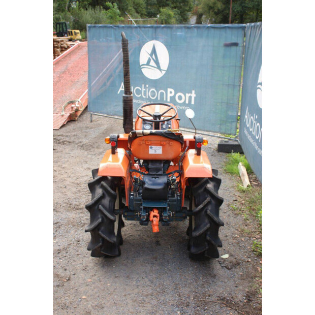 KUBOTA B1400DT-49306122
