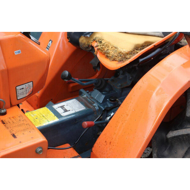 KUBOTA B1400DT-49306144