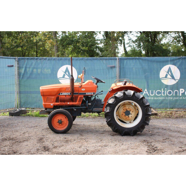 KUBOTA L2601-49306316