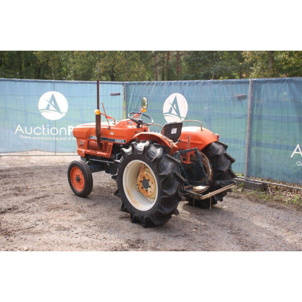 KUBOTA L2601-49306317
