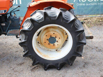 kubota-l2601-1493561-49306327